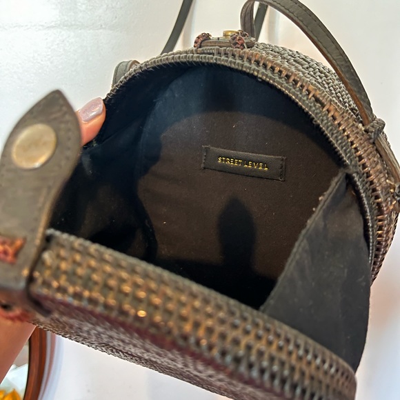 Rattan Handwoven Round Purse - Picture 3 of 3